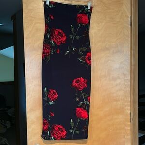 Flattering sexy floral strapless dress size small